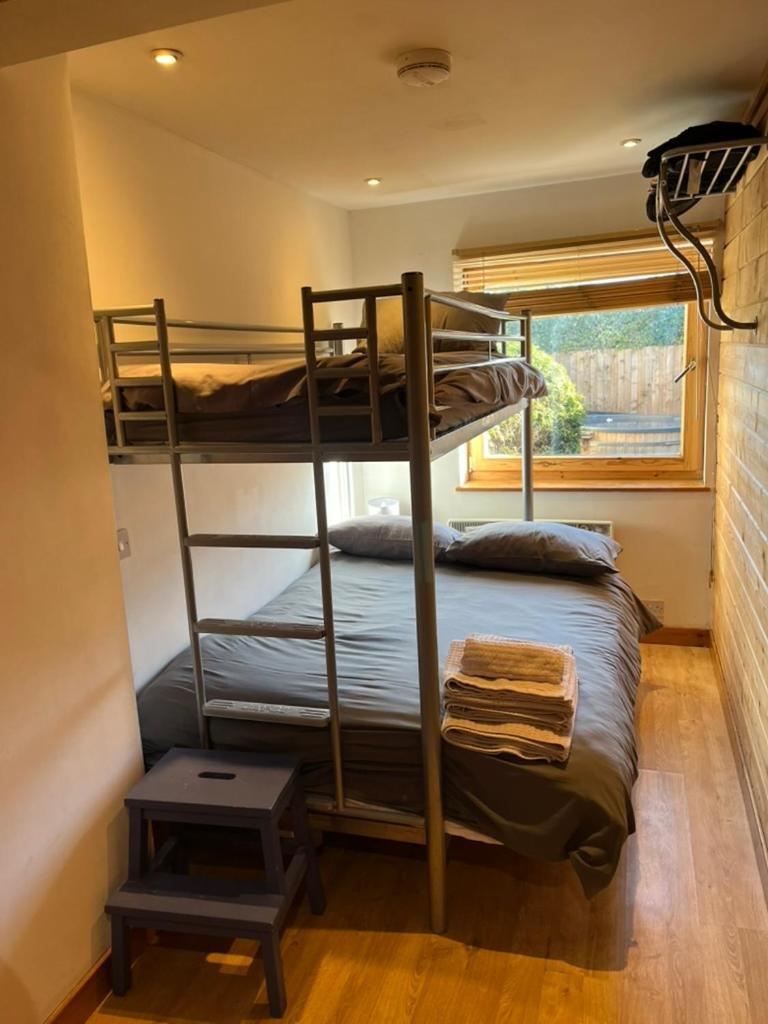 Annexe Lodge Cottage In 드리맨 외부 사진